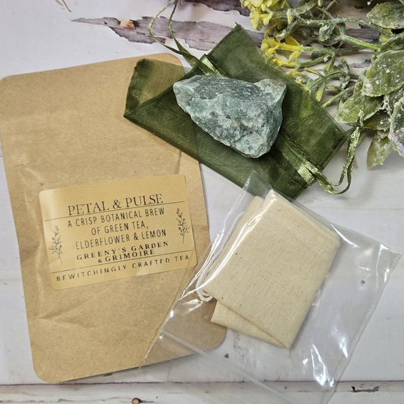 Ostara Spring Ritual Bath Box – Witchy Self Care Deluxe Gift Set - Picture 4 of 12